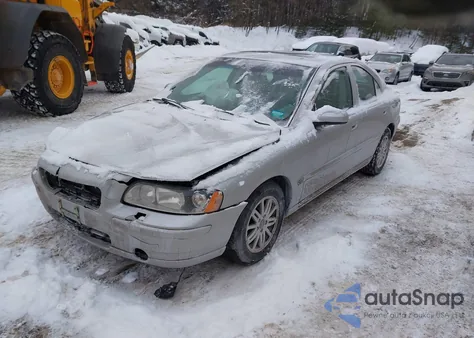 2005 Volvo S60 2.4 из США, поврежденный, VIN YV1RS640252476478